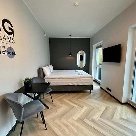 Rare Apartments - Self Check-In Miniapartments Tartu Buitenkant foto