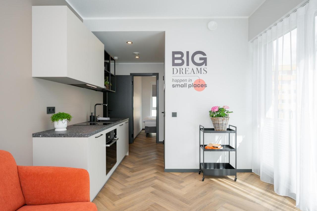 Rare Apartments - Self Check-In Miniapartments Tartu Buitenkant foto