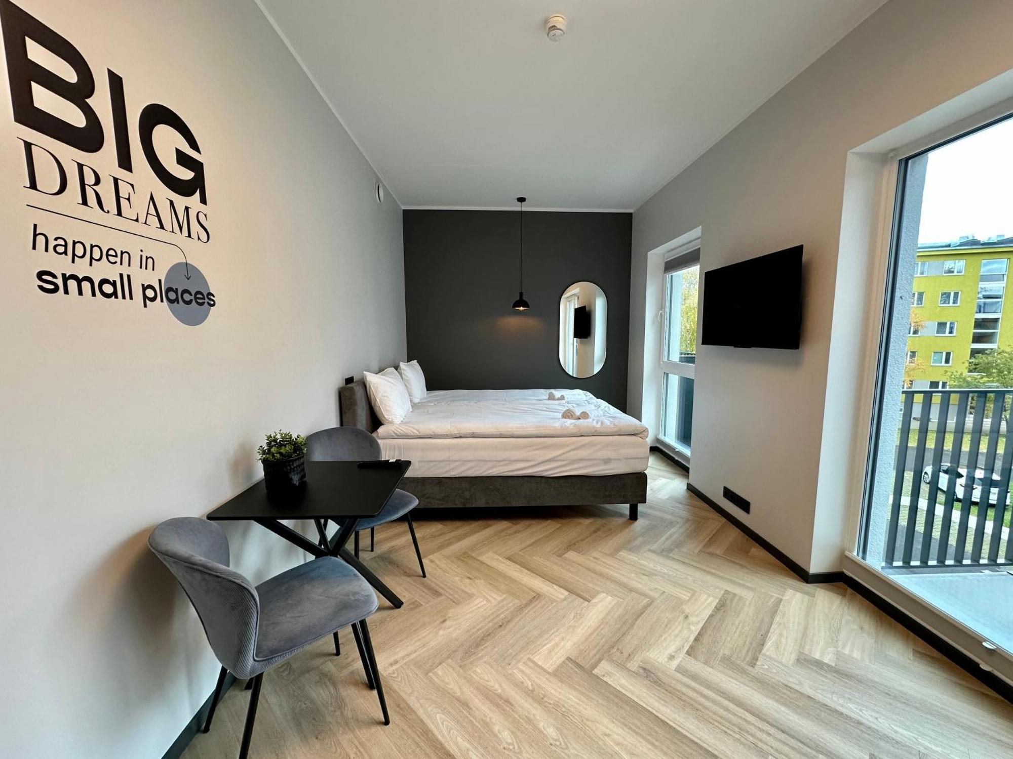 Rare Apartments - Self Check-In Miniapartments Tartu Buitenkant foto