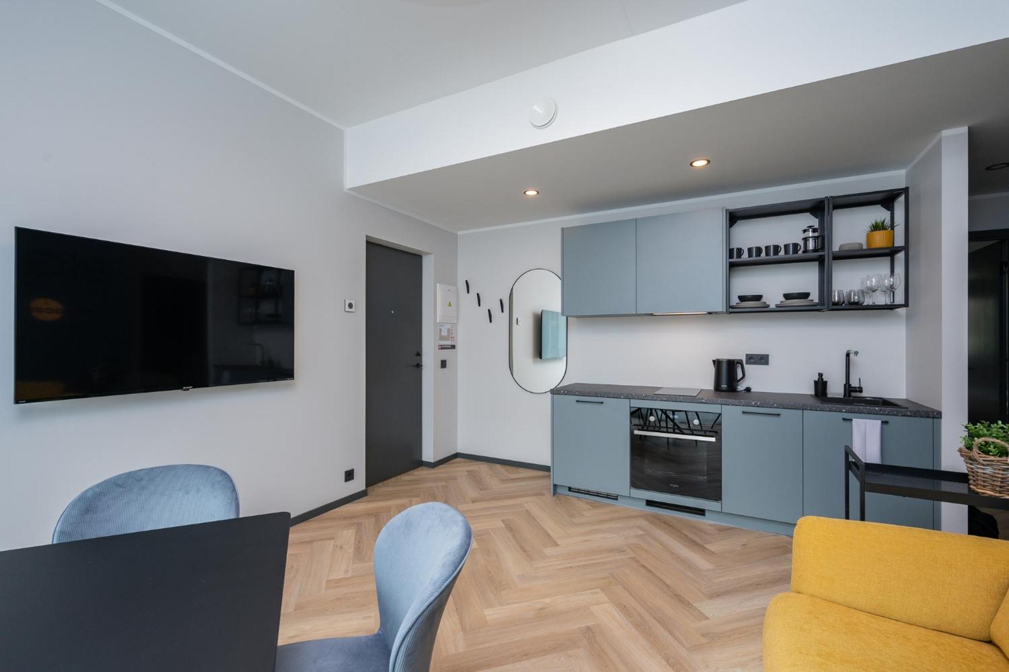 Rare Apartments - Self Check-In Miniapartments Tartu Buitenkant foto