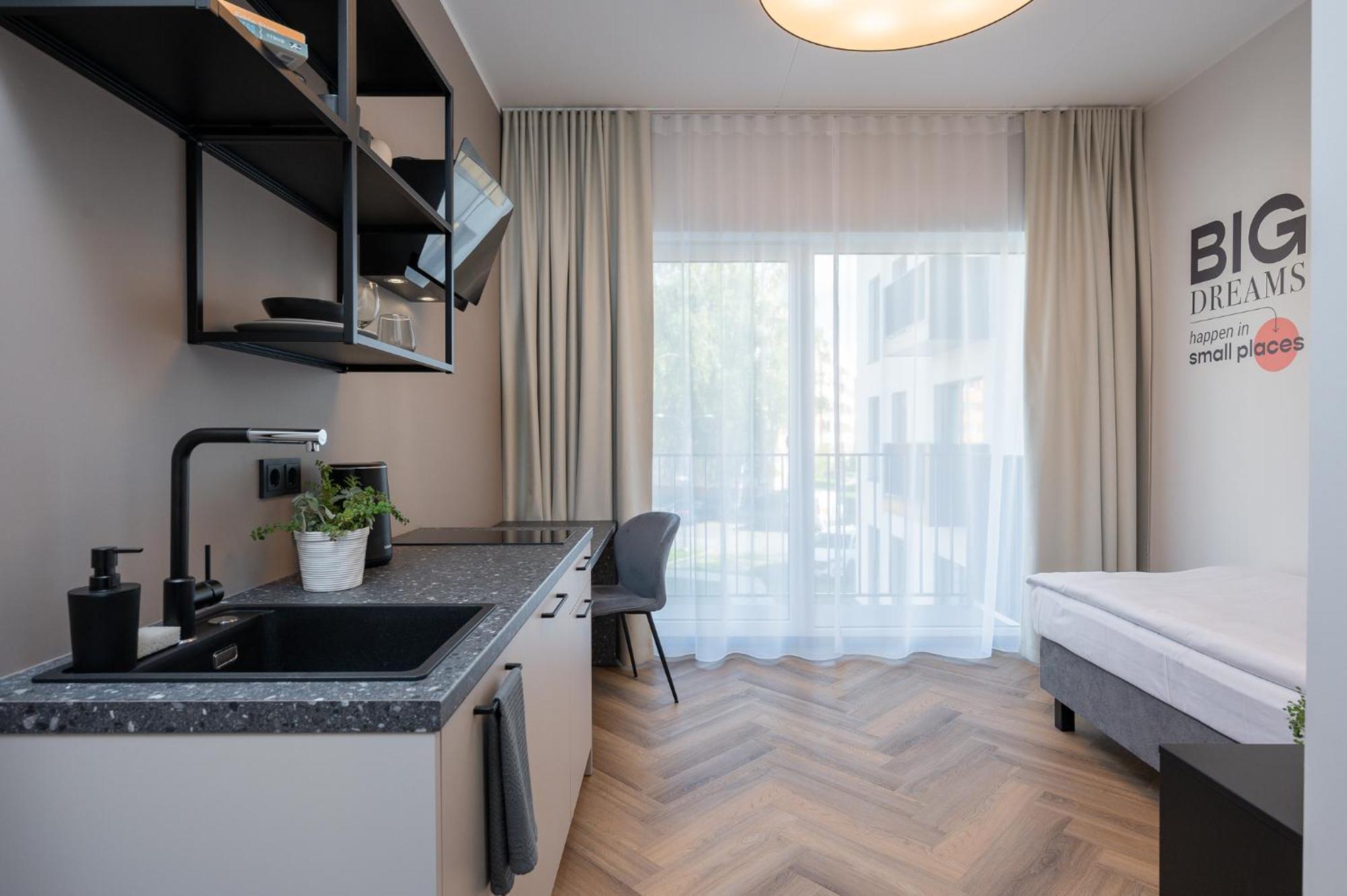 Rare Apartments - Self Check-In Miniapartments Tartu Buitenkant foto