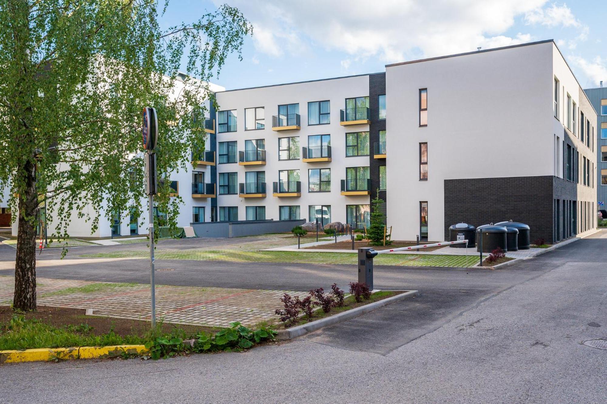 Rare Apartments - Self Check-In Miniapartments Tartu Buitenkant foto