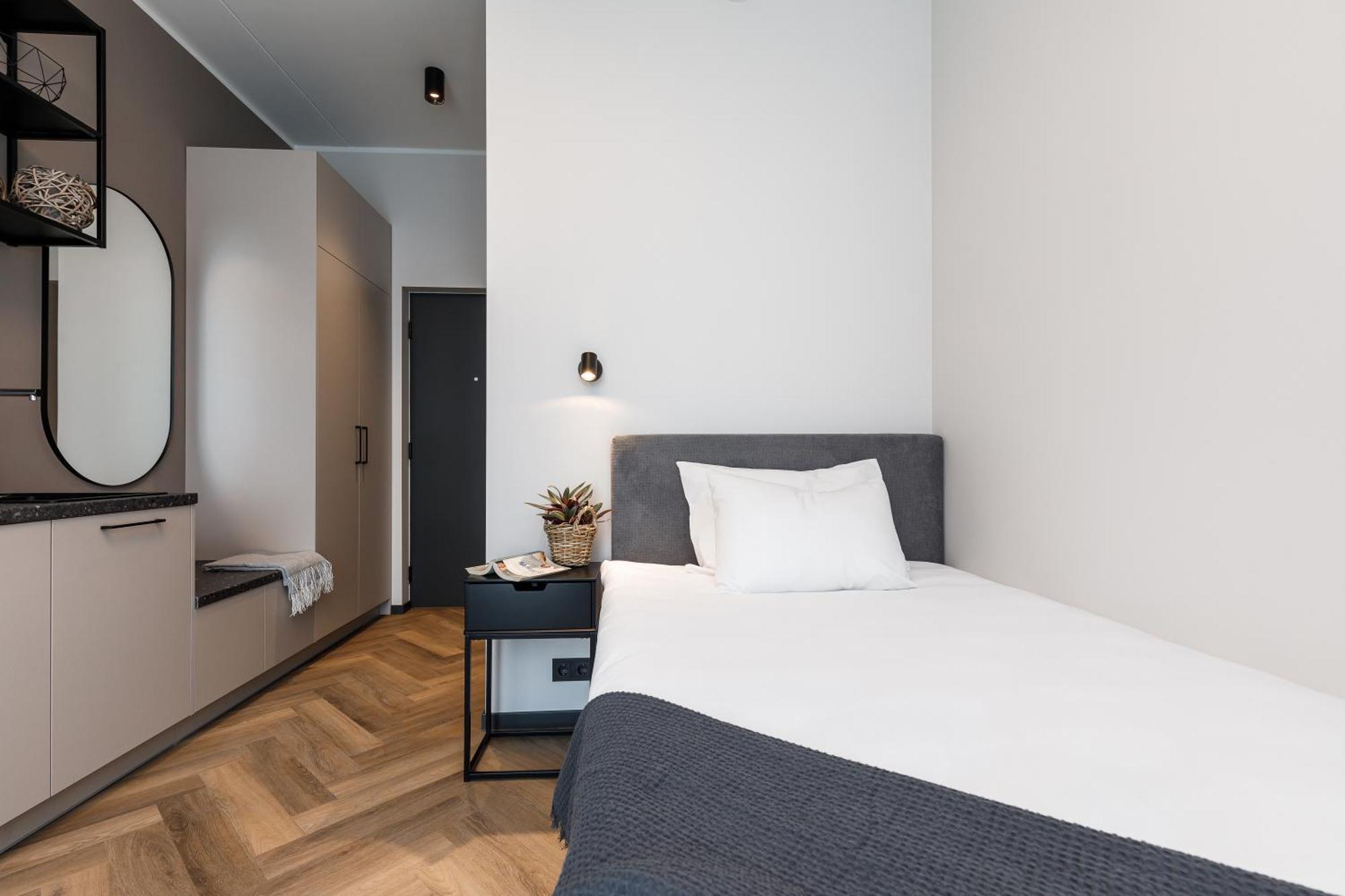 Rare Apartments - Self Check-In Miniapartments Tartu Buitenkant foto
